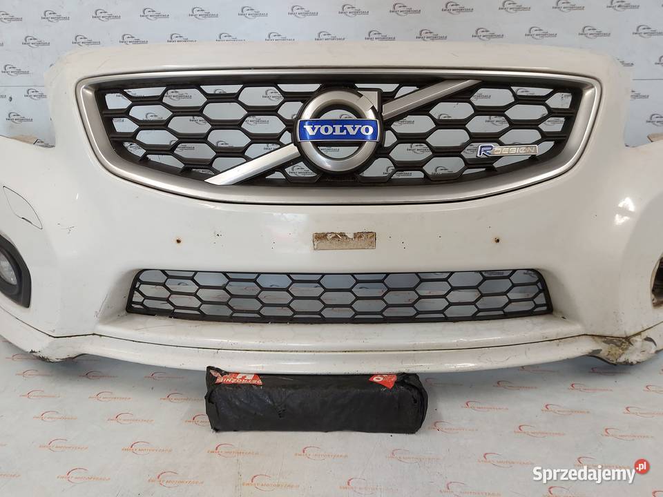 VOLVO C30 12r zderzak przód 31290460 Zderzaki Kielce