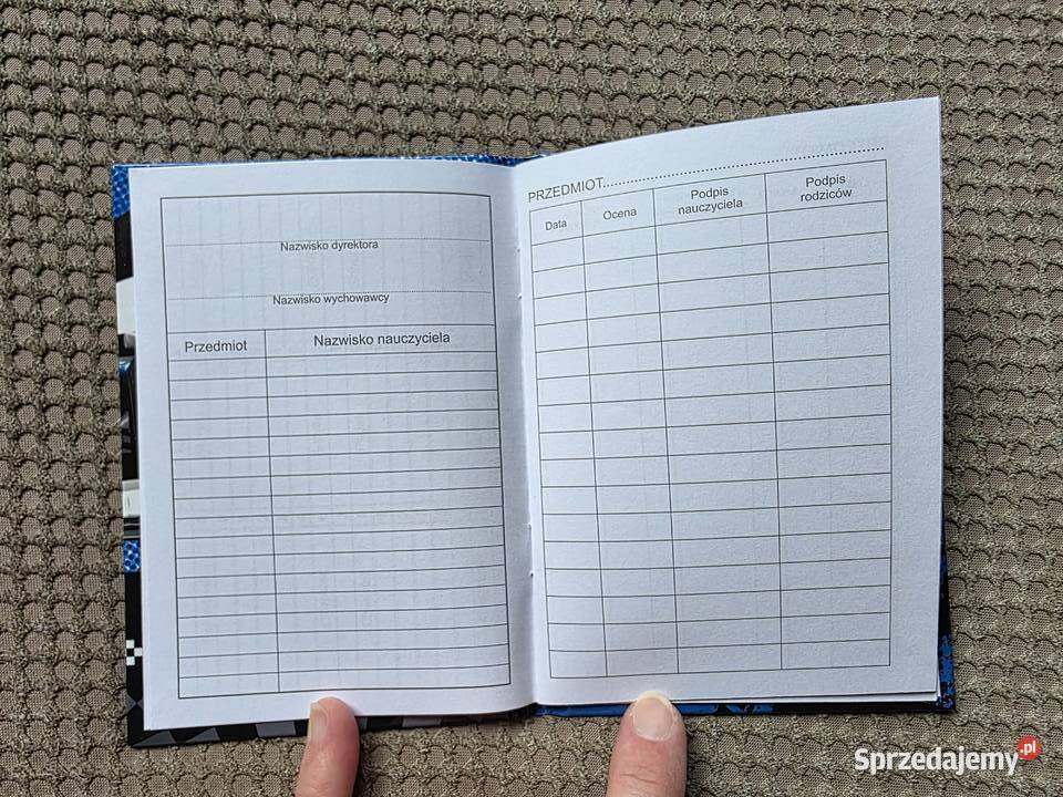 nowy dzienniczek ucznia twarda okładka Kraków