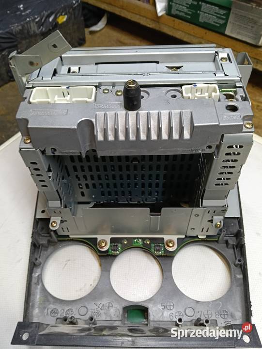 Mazda 6 GG panel środkowy radio CD Drążdżewo Nowe