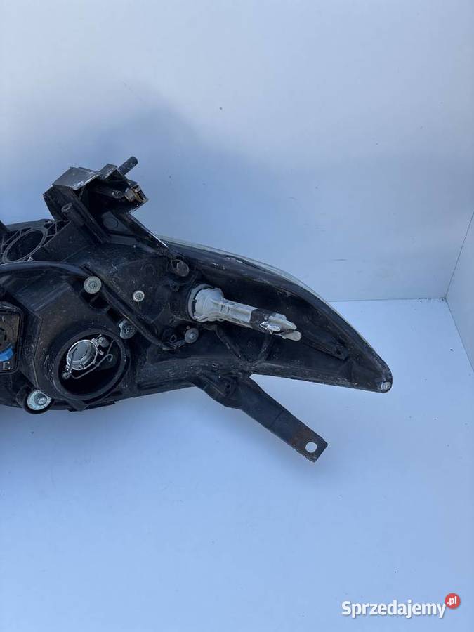 Mazda 5 C23551040 K2442 P4998L LAMPA PRZÓD osobowe Części samochodowe Słowikowo