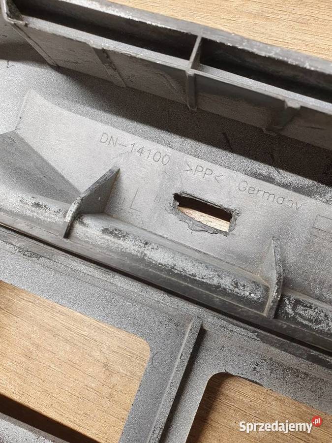 VW CRAFTER ŚLIZG LEWY ZDERZAKA PRZÓD osobowe Międzychód