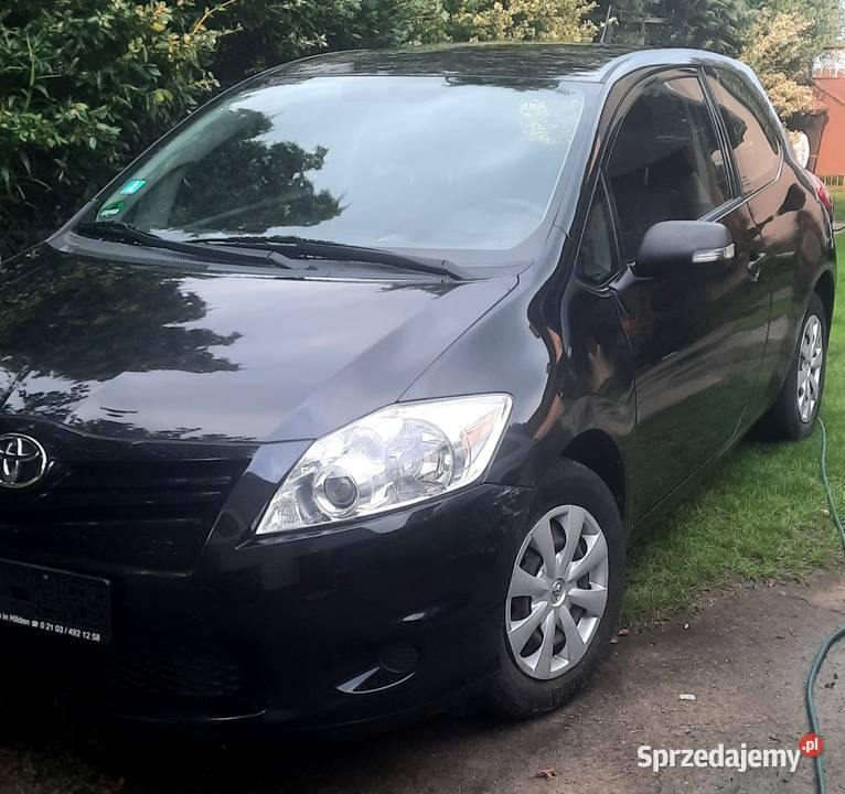 Toyota Auris 1 3 benzyna 2012r isofix Piła