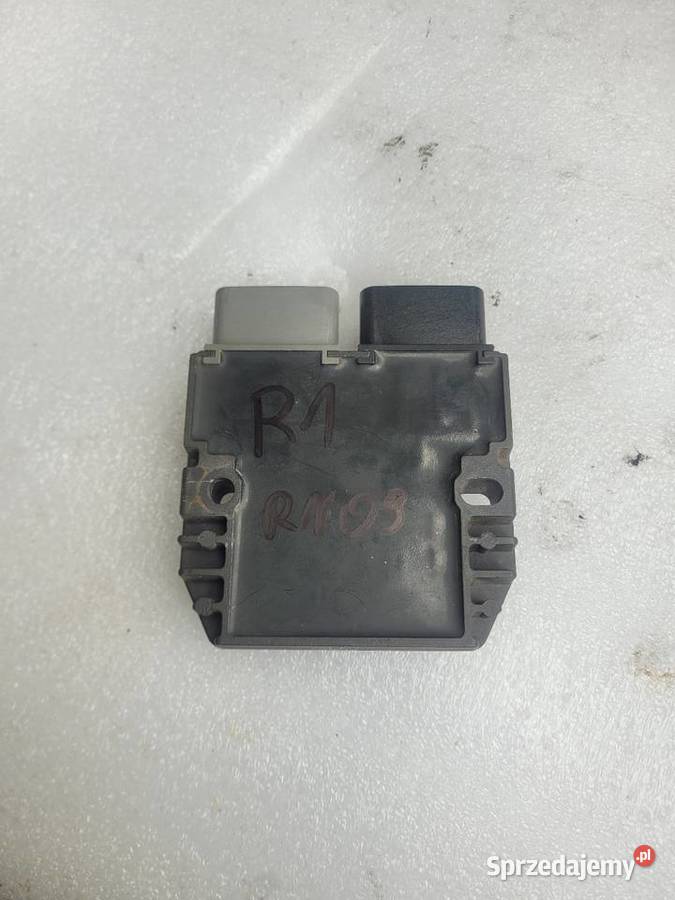Yamaha R1 RN09 0203 regulator napięcia Nowy Tomyśl