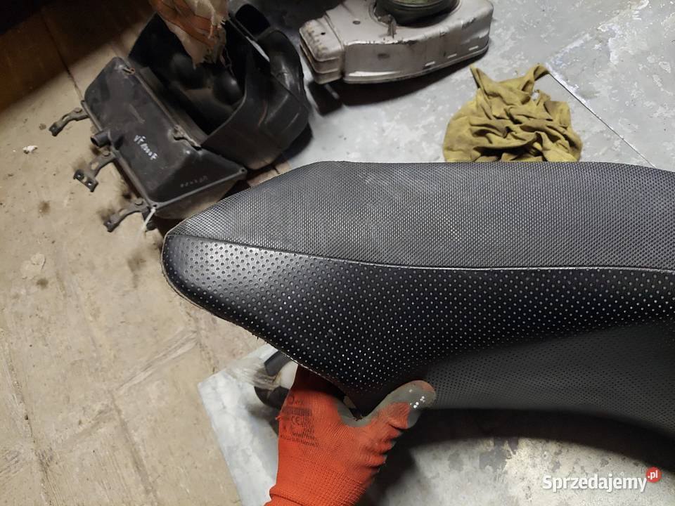 Suzuki GS 500 siedzenie fotel kanapa GS500