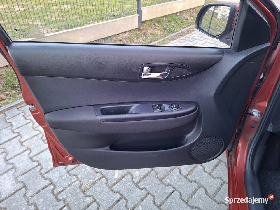 Hyundai i20 LIFT 2012R Benzyna 12 Z NIEMIEC Iwonicz sprzedam