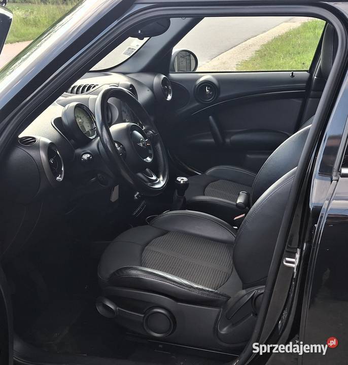 MINI Countryman Cooper D nieuszkodzony