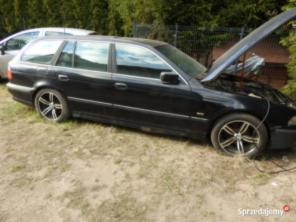 bmw e39 30diesel w całości na śrubki manualna Starogard Gdański sprzedam