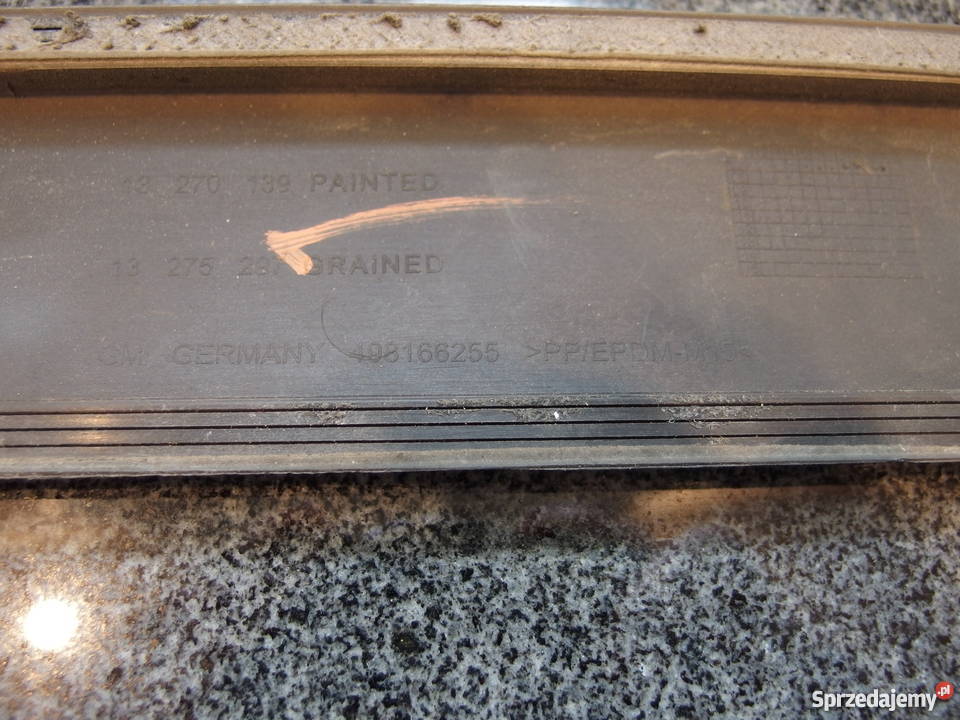 Listwa boczna prawa błotnika tył Opel Corsa D 3D Wągrowiec