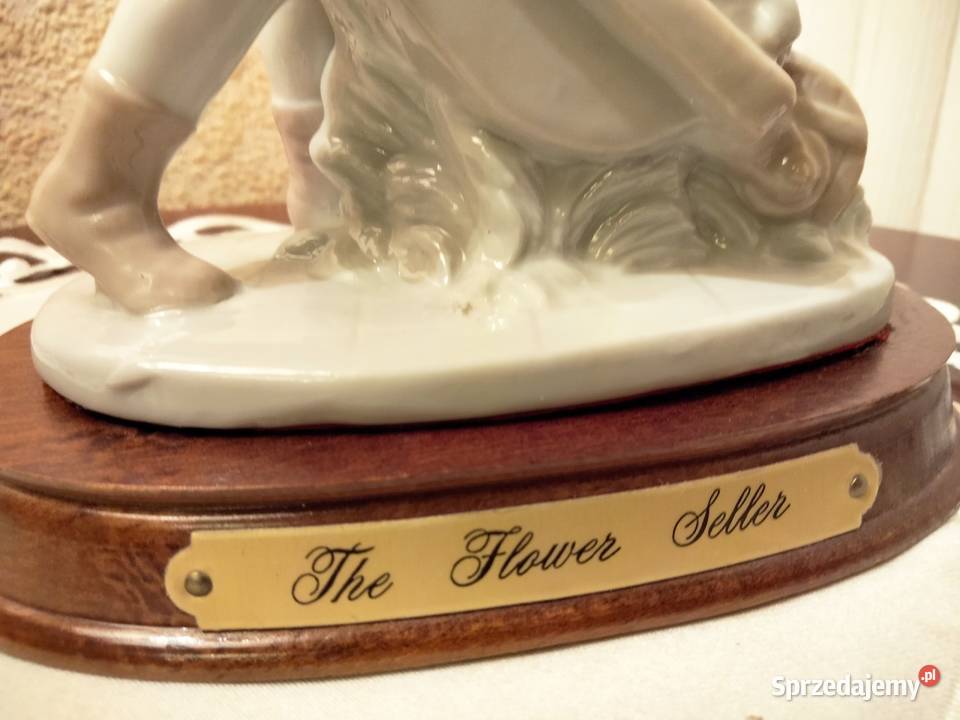 Figura Hiszpańska porcelana Sprzedawca kwiatów