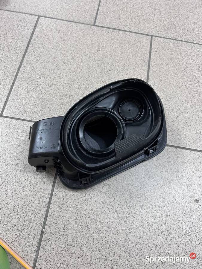 Wlew paliwa orginalny bmw f40 f70 osobowe Goszyce