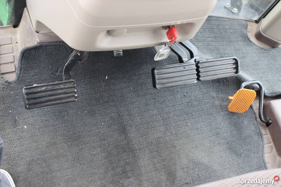 Ciągnik rolniczy John Deere 7215 R nowy Sokoły