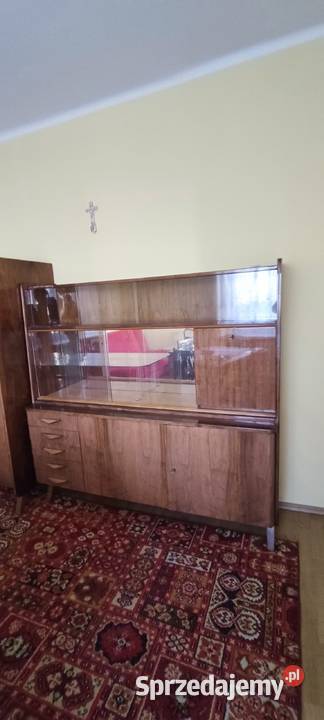 Kredens vintage