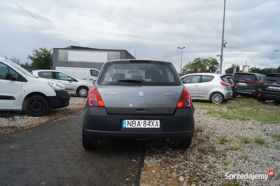 Suzuki swift benzyna uszkodzony tył mazowieckie Warszawa
