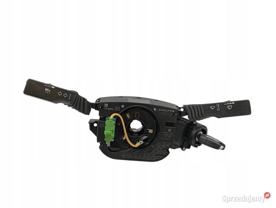 PRZEŁĄCZNIK ZESPOLONY STACYJKA KLUCZYK Rok produkcji 2002 Wyposażenie wnętrza