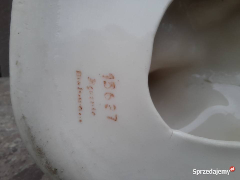 Stara figurka Lis Chodzież porcelit ręcznie Tczew
