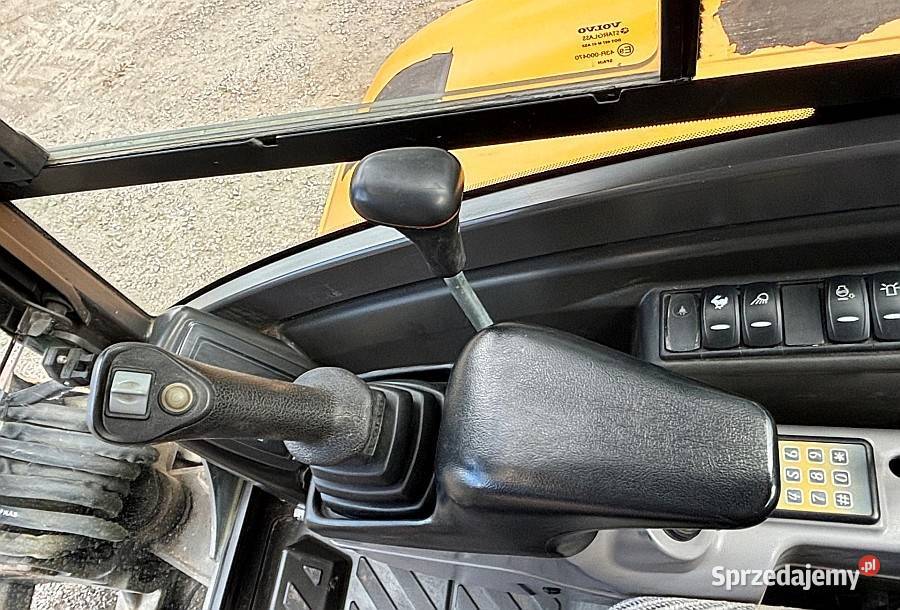 Minikoparka VOLVO EC27C Kęsowo