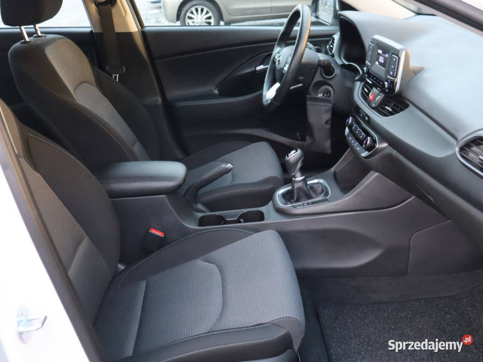Hyundai i30 10 TGDI isofix sprzedam