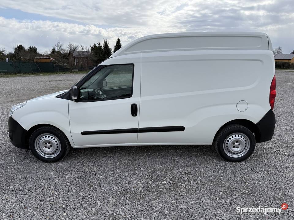Opel Combo 16 6 biegówMAXIWysokiKLIMASalon 0KM Łuków