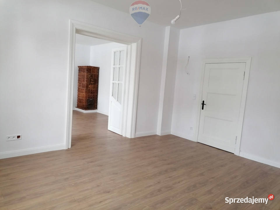 Kameralne mieszkanie w centrum miasta oddzielna kuchnia Miastko