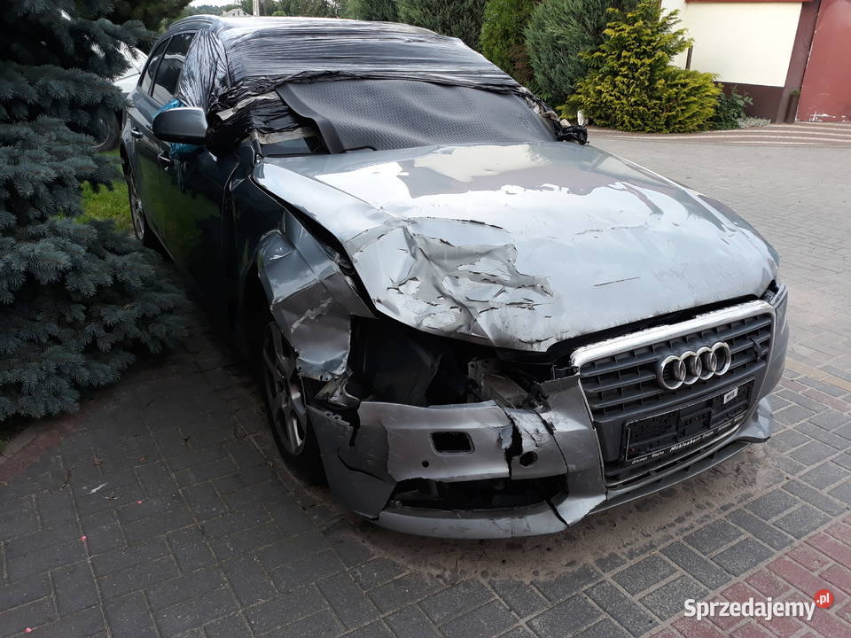 Audi a4 b8 uszkodzona polift 150KM wielkopolskie Dąbie