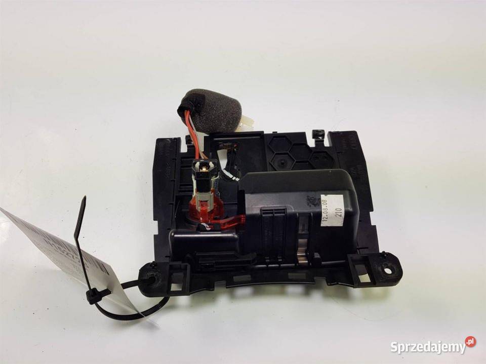 POPIELNICZKA AUDI A4 B8 8K0857965
