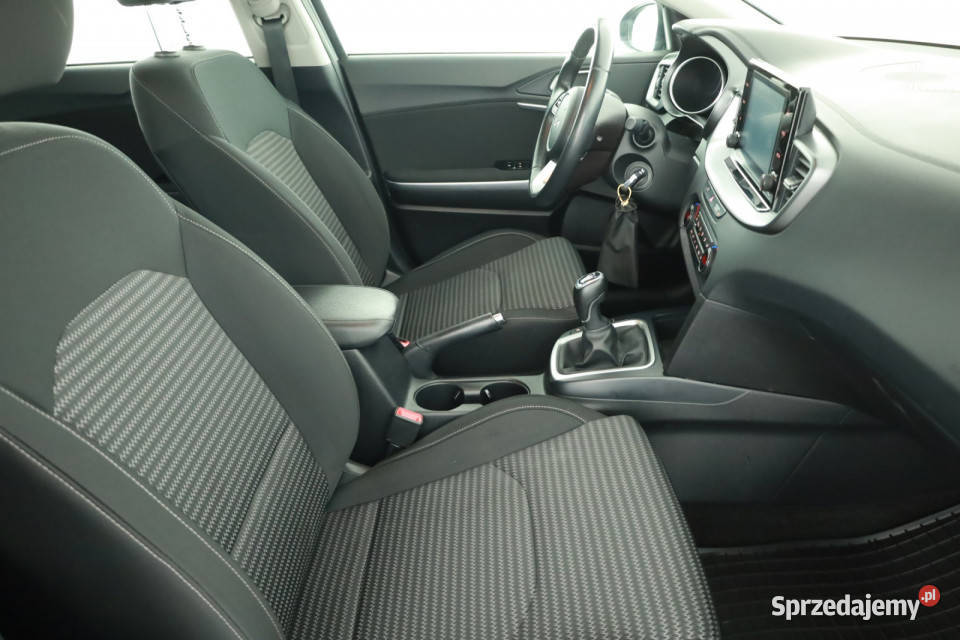 Kia Ceed 15 TGDI MHEV ABS Piaseczno