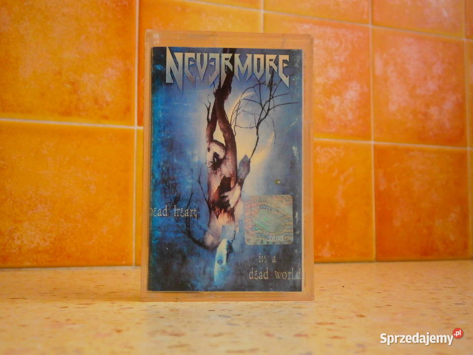 Kaseta audio Nevermore DEAD HEART IN A DEAD sprzedam