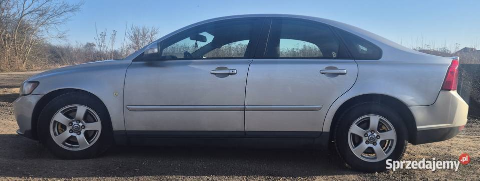 Volvo S40 16 HDi Kinetic światła przeciwmgielne sprzedam