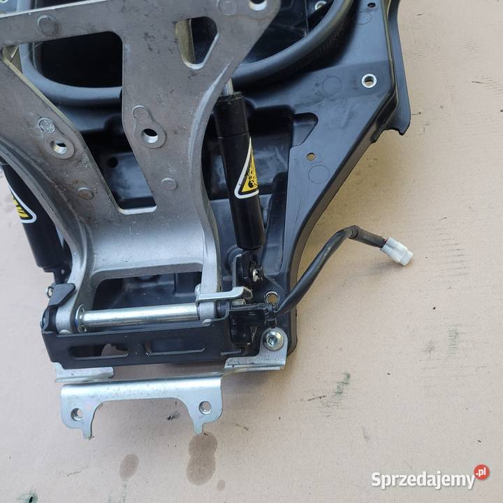 Yamaha T 530 1719 nadkole schowek amortyzator wielkopolskie Nowy Tomyśl