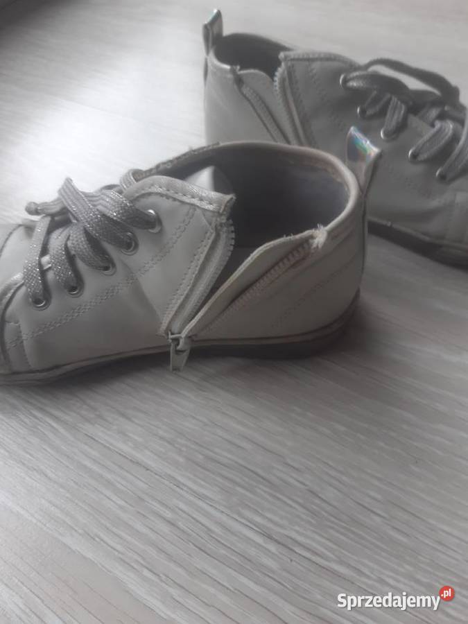 Sprzedam buciki dziewczece dziewczynka wielkopolskie Mosina