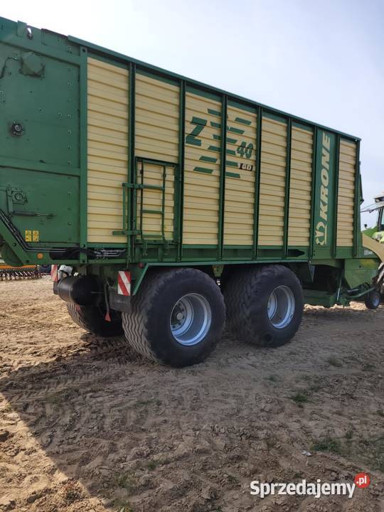 Przyczepa do trawy nieuszkodzony Łomża