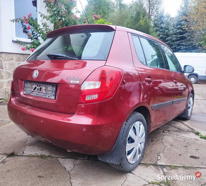 Ładna nie zgnita Skoda Fabia II 12 benzyna z klimatyzacja Domaradz