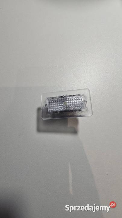 Tesla Model 3 lampki LED drzwi frunk 6 oryginał Będzin