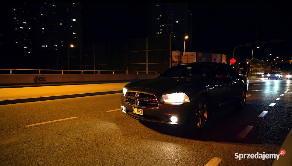 Dodge Charger 36 benzyna AWD 4x4 305KM Dąbrowa Górnicza