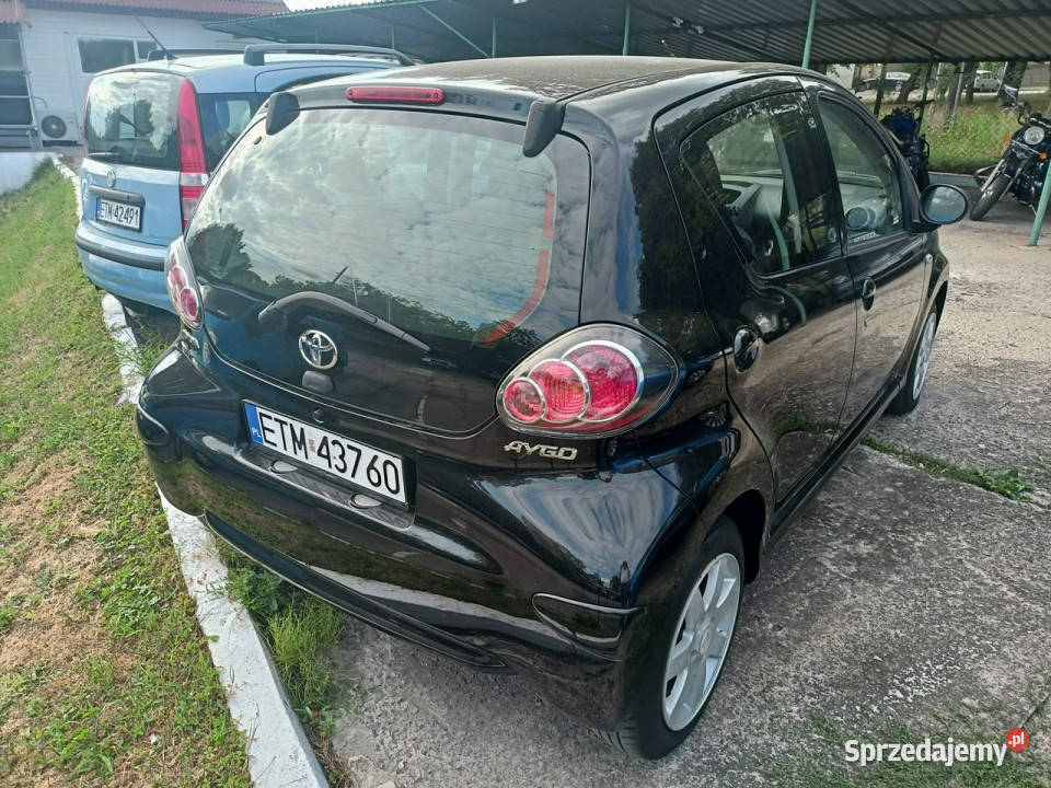 Toyota Aygo z Niemiec opłatach przeglądzie czujnik zmierzchu Aygo Tomaszów Mazowiecki