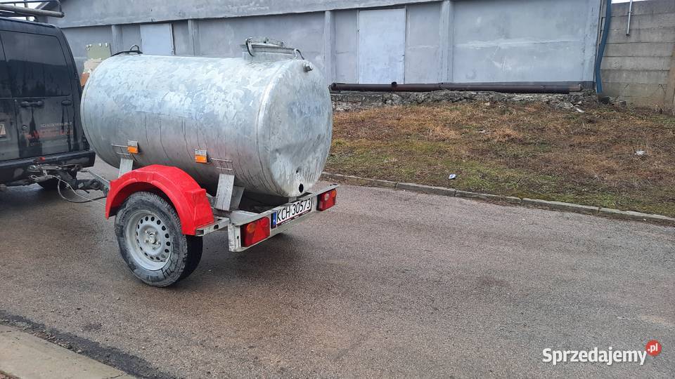 Beczkowóz Beczka mobilna 500 litrów uszkodzony Maszyny rolnicze Chrzanów sprzedam
