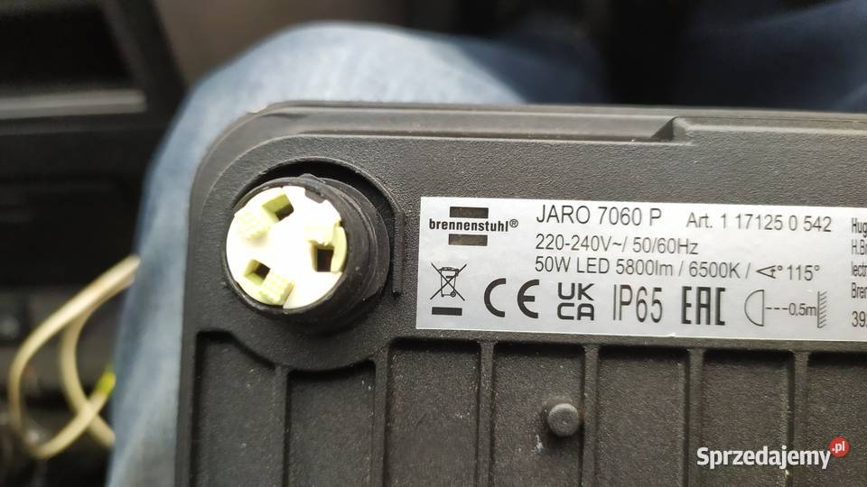 Lampa ledowa z czujnikiem ruchu nowa Gołowierzchy