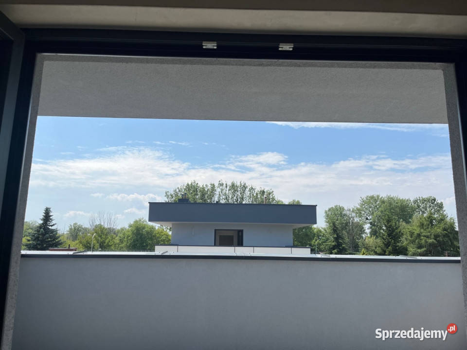 Nowoczesny dom z ogródkiem i tarasem na IIp z Nieruchomości Warszawa sprzedam