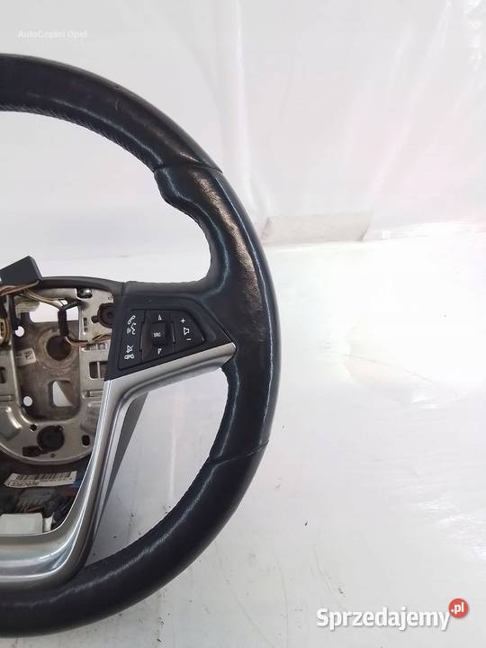 Opel Zafira C KIEROWNICA SKÓRA MULTIFUNKCJA