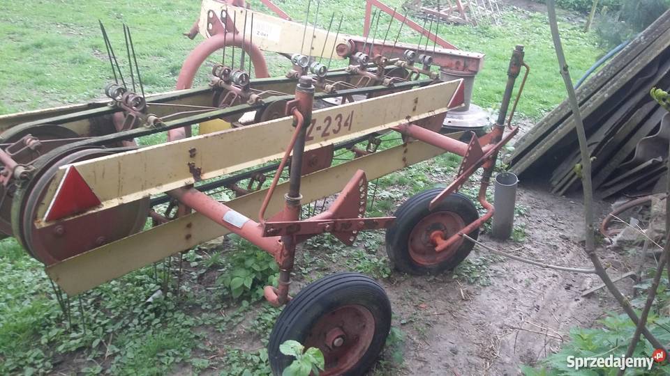 Przewracarka Zgrabiarka taśmówka do siana Cieszanów sprzedam