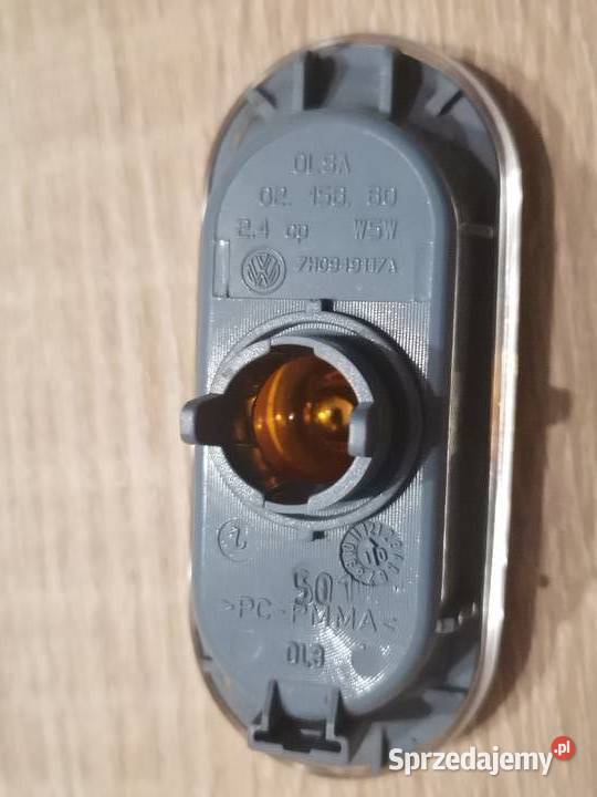 VW AUDI SEAT SKODA KIERUNKOWSKAZ W BŁOTNIK kierunkowskazy Oświetlenie Międzychód