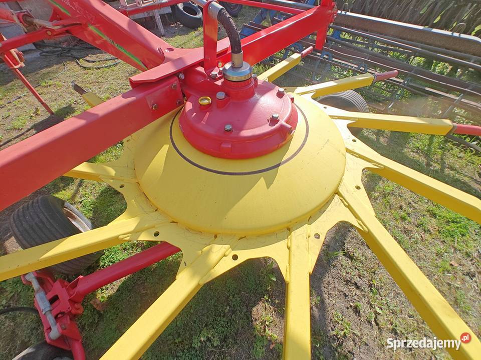 Zgrabiarka karuzelowa POTTINGER Euro TOP 461 46 Przemęt