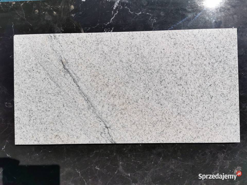Płytki Granitowe 305x61x15 IMPERIAL WHITE małopolskie Poskwitów sprzedam