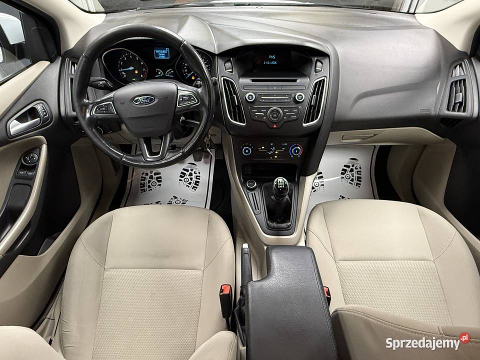 LIFT 16 Benzyna 95 jasne wnętrze GWARANCJA manualna Poznań