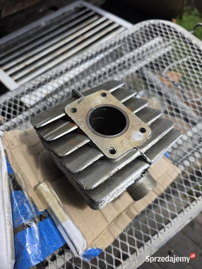 Nowy cylinder plus tłok komar romet oryginał prl Cylindry, głowice, pierścienie Rudka