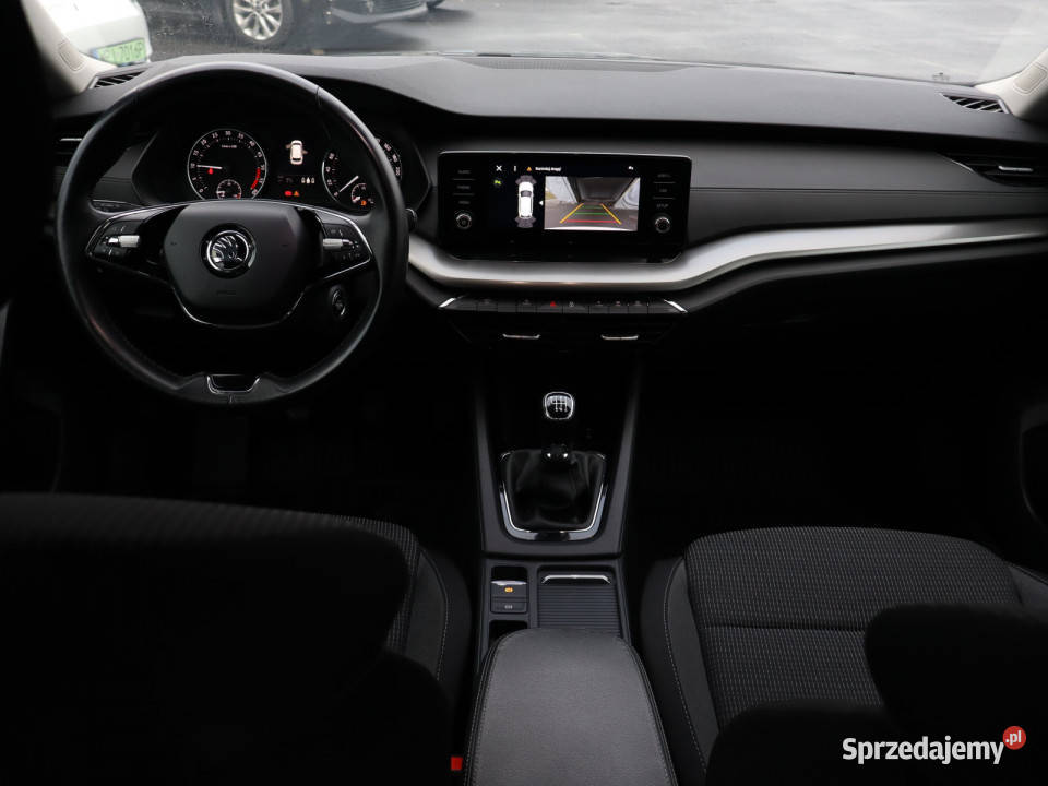 Skoda Octavia 20 TDI asystent pasa ruchu Bielany Wrocławskie