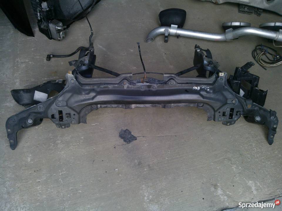 BMW E65 pas przedni wzmocnienie czołowe komplet świętokrzyskie Staszów sprzedam