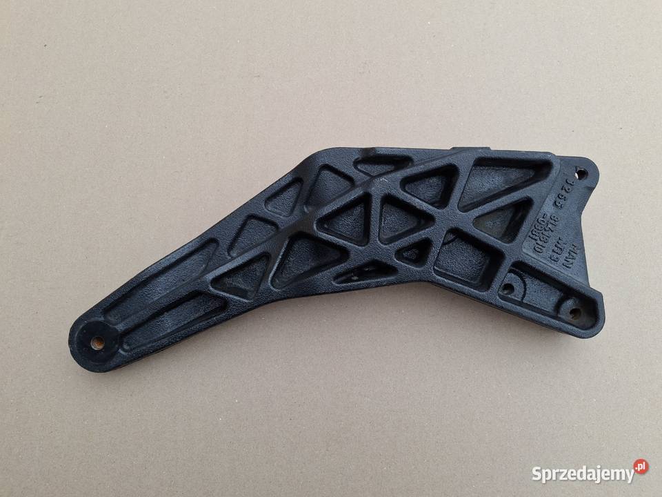 MAN TG3 TGX 3 WSPORNIK UCHWYT ZDERZAKA LEWY ciężarowe Bieleń