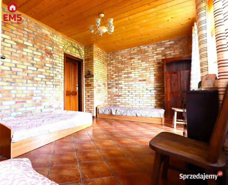 sprzedaży domu wolnostojącego Mołowiste 330m2