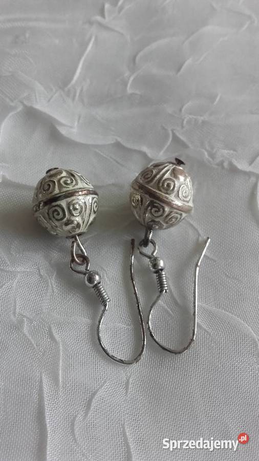 KOLCZYKI Z GRAWEROWANYCH KORALIKÓW Kolczyki Piła